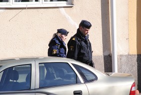 Larm om knivbråk