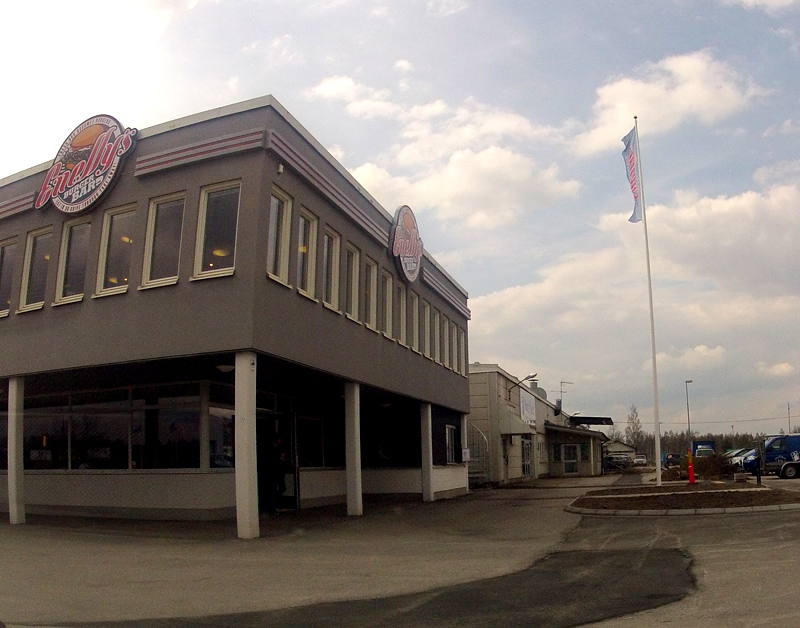 Svar från  Enellys Burger Bar